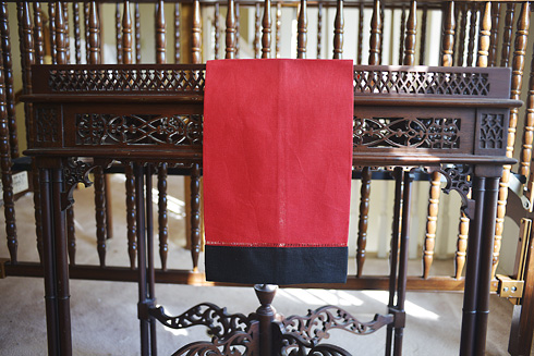 Multicolored Hemstitch Guest Towels. Red & Black colored border